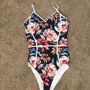 Cupshe Floral Bathingsuit